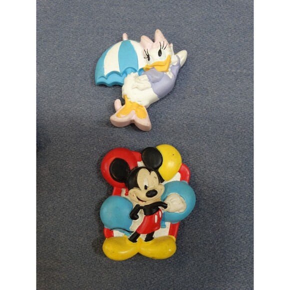 Vintage 80s 90s Mixed Fridge Magnet Lot Farm Animals Disney Retro Kitchen Decor - Picture 4 of 12